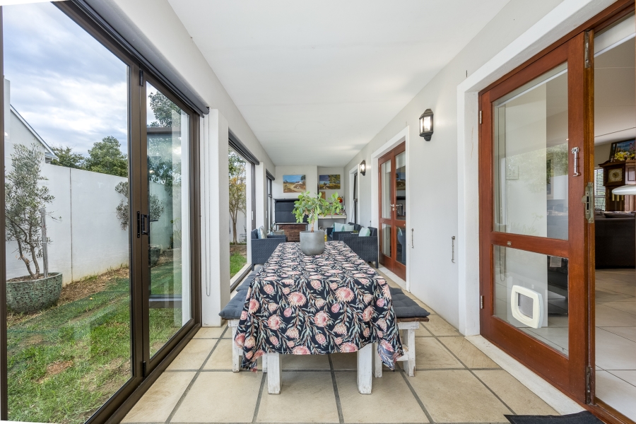 3 Bedroom Property for Sale in Graanendal Western Cape
